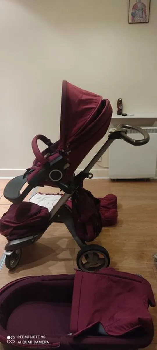 Stroller - Image 1