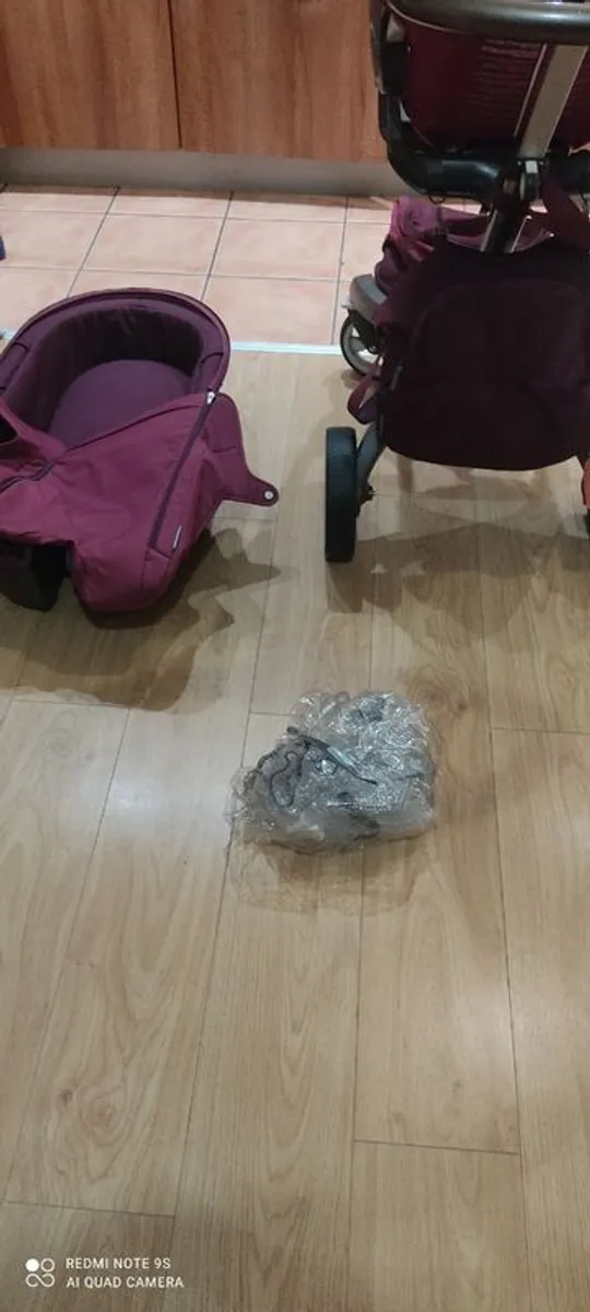 Stroller - Image 4