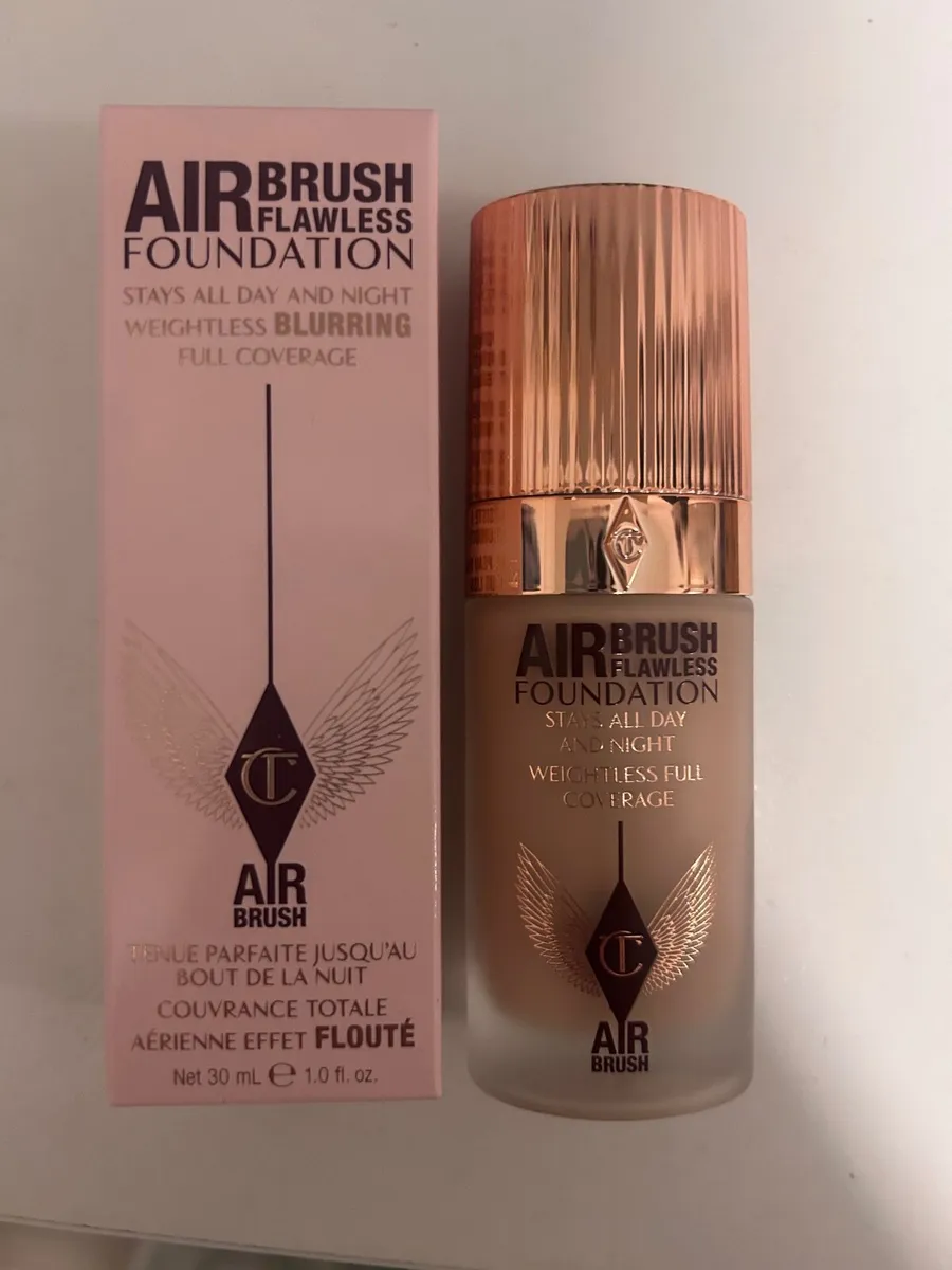 Charlotte Tilbury matte finish foundation - Image 2