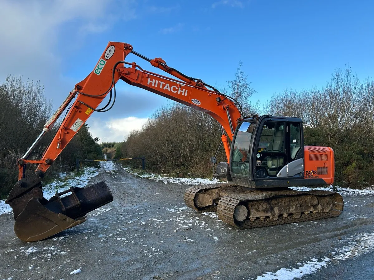 Hitachi 130-5 - Image 1