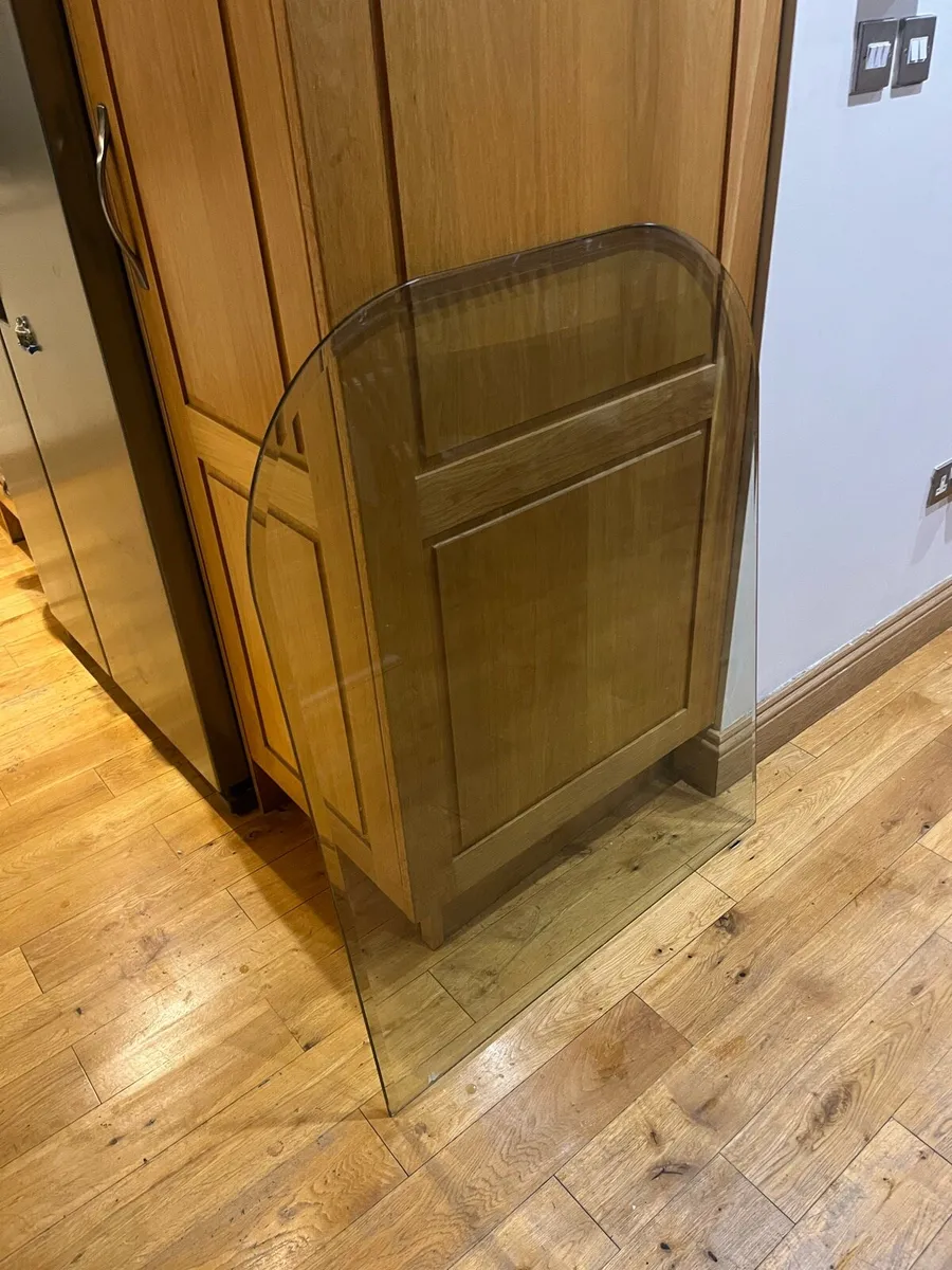 Glass Stove Heart - Excellent Condition - Image 4