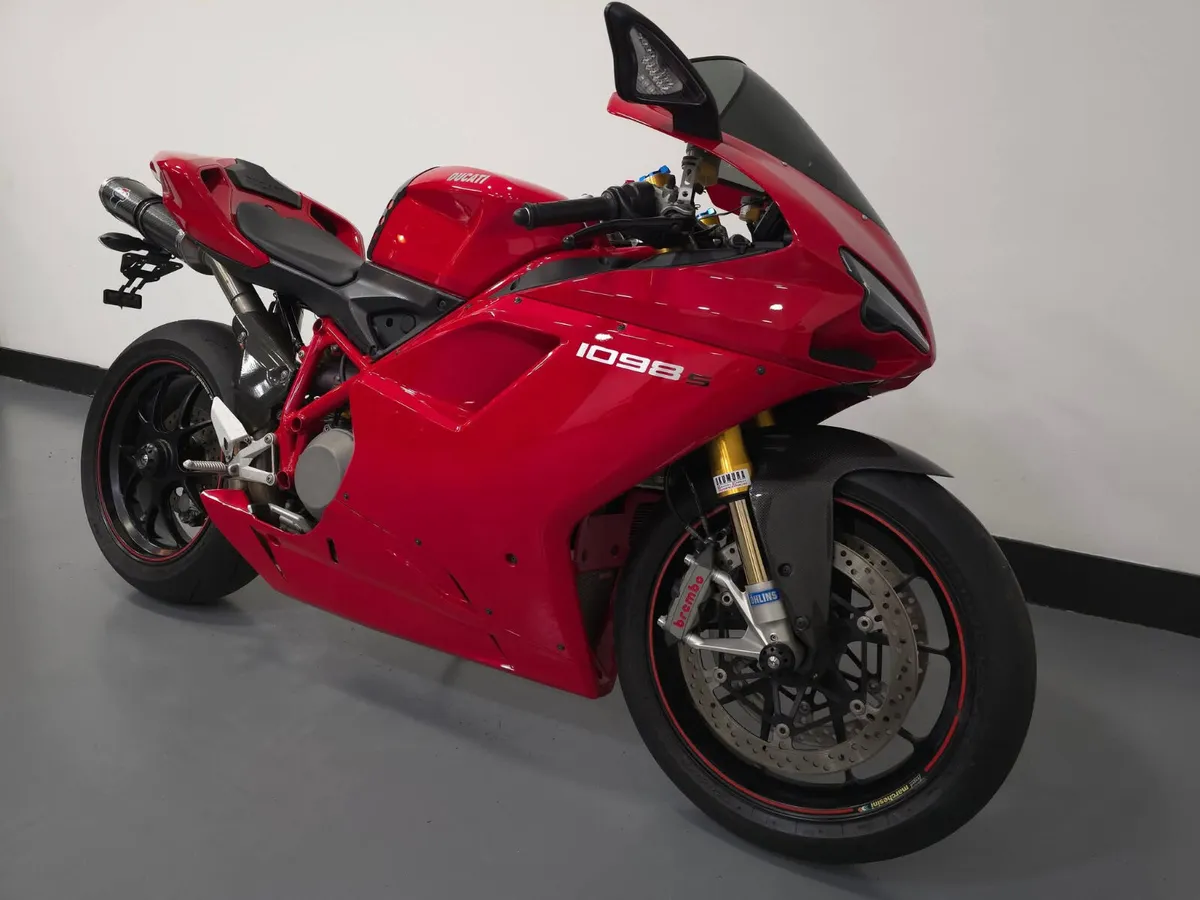 DUCATI 1098S FRESH IMPORT 7K KMS - Image 2