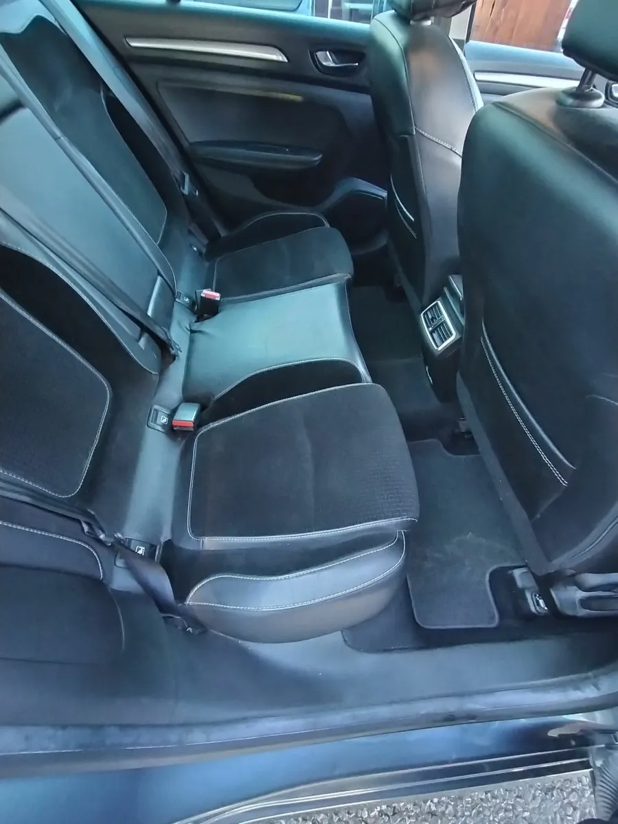 Renault Megane 2018 - Image 3