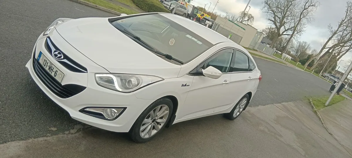 2013 hyundai i40 - Image 1