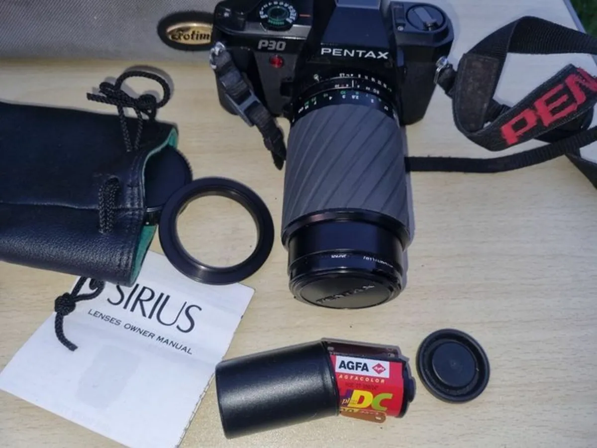 Pentax P30 camera set, two lenses, bag, film - Image 2