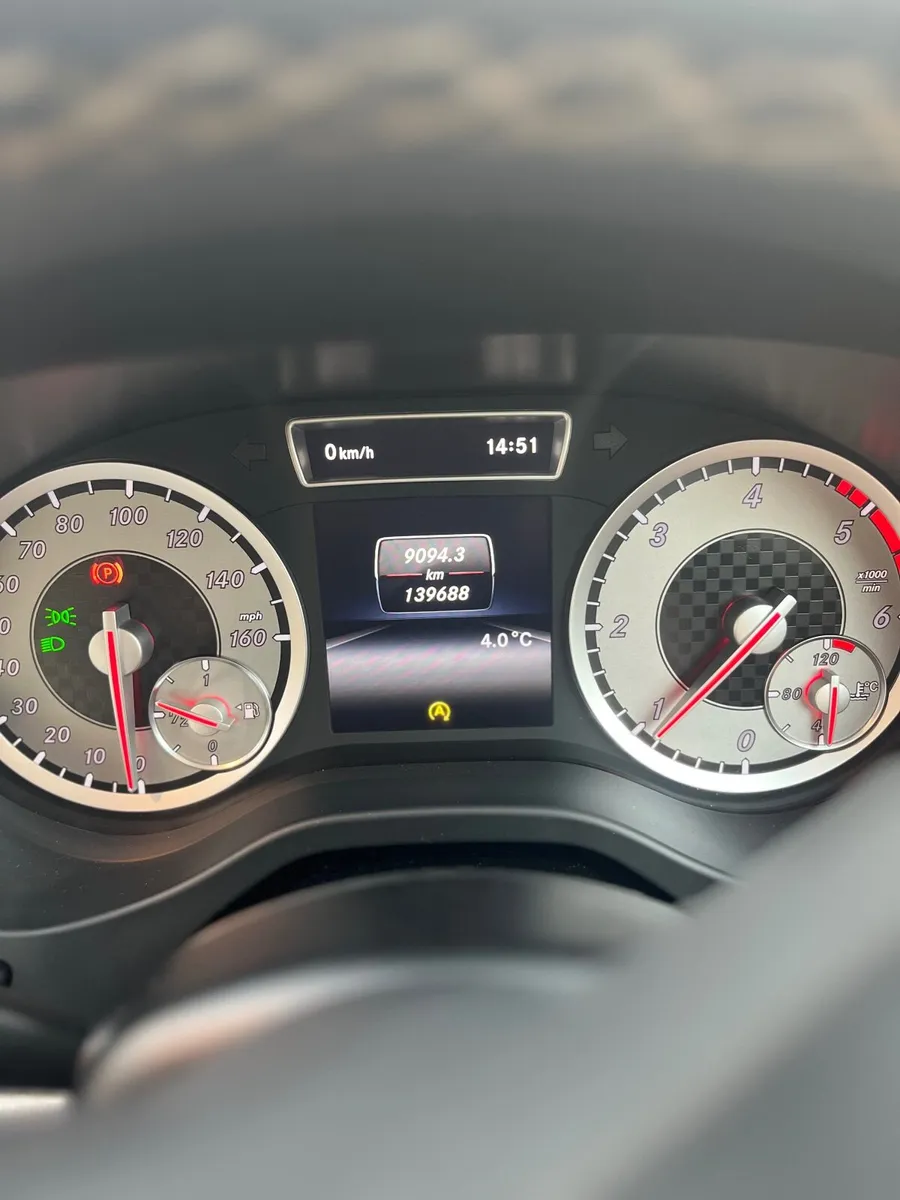 Mercedes-Benz A-Class 2015 - Image 2