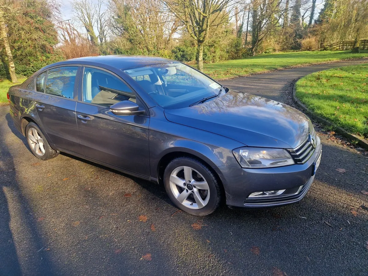 Volkswagen Passat 2012 - Image 3