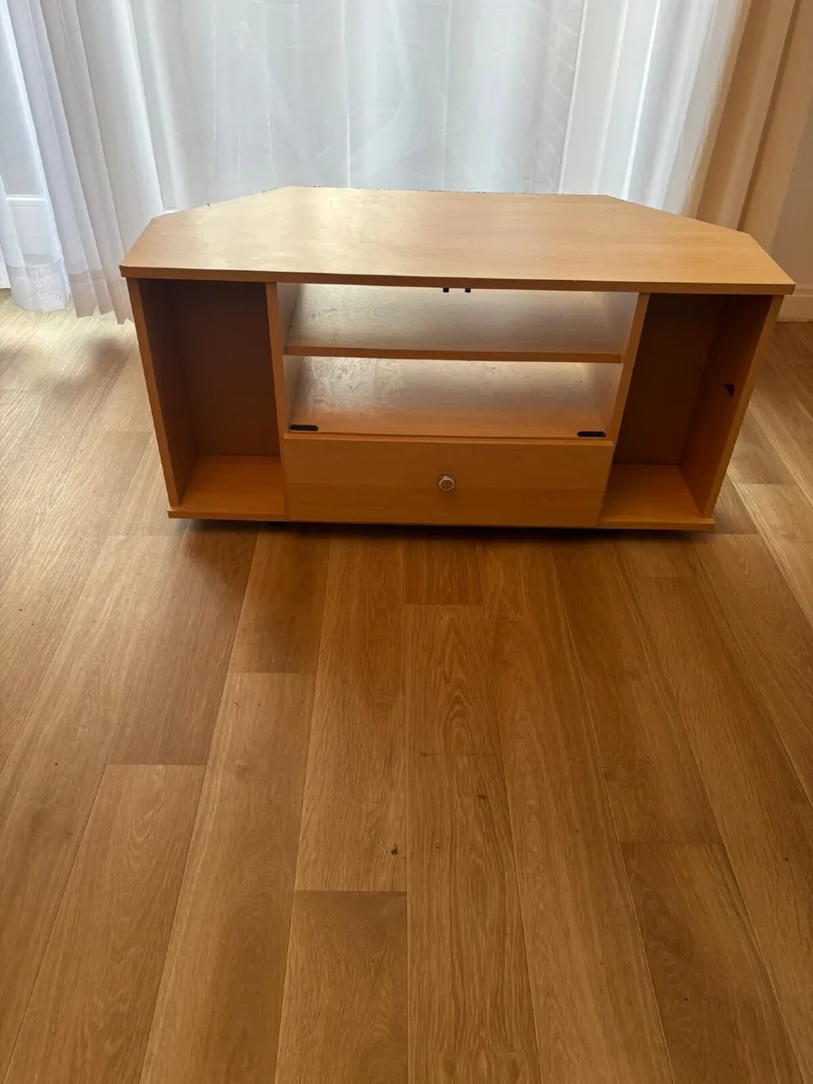 Tv stand