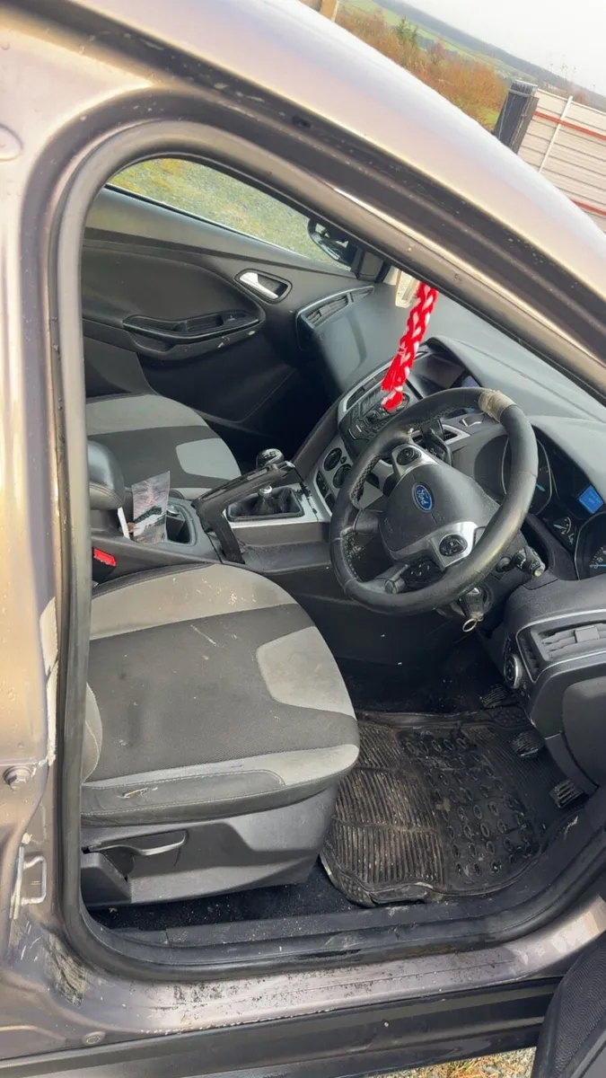 2012 ford focus - Image 2
