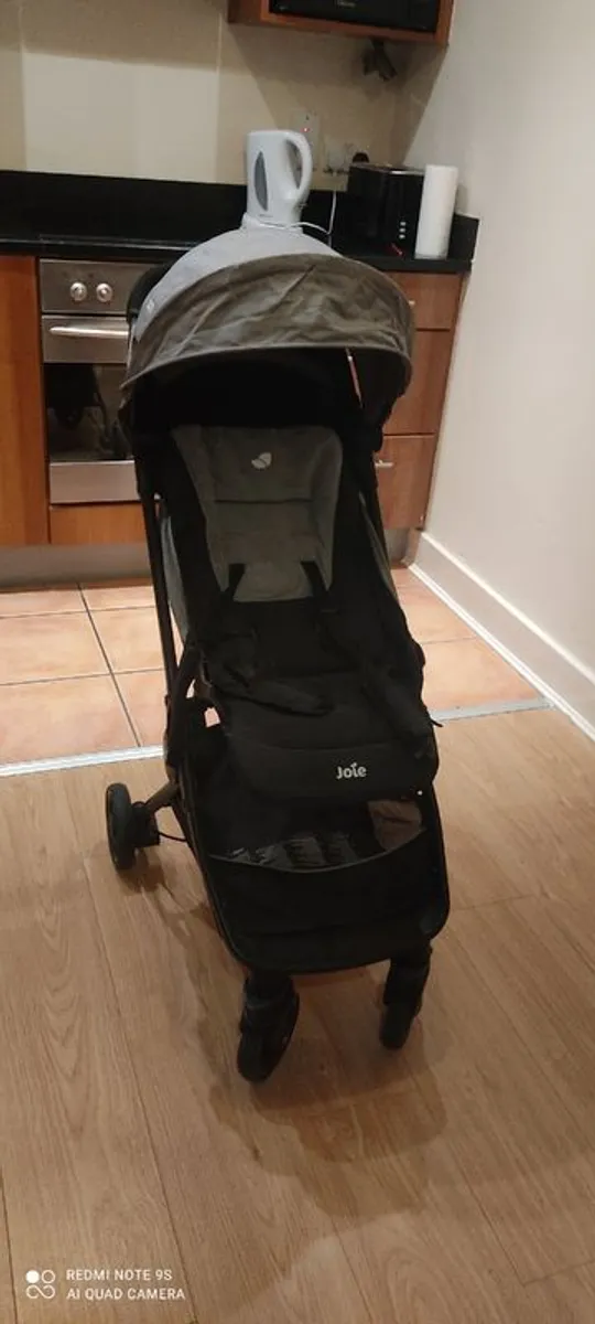 Stroller - Image 1