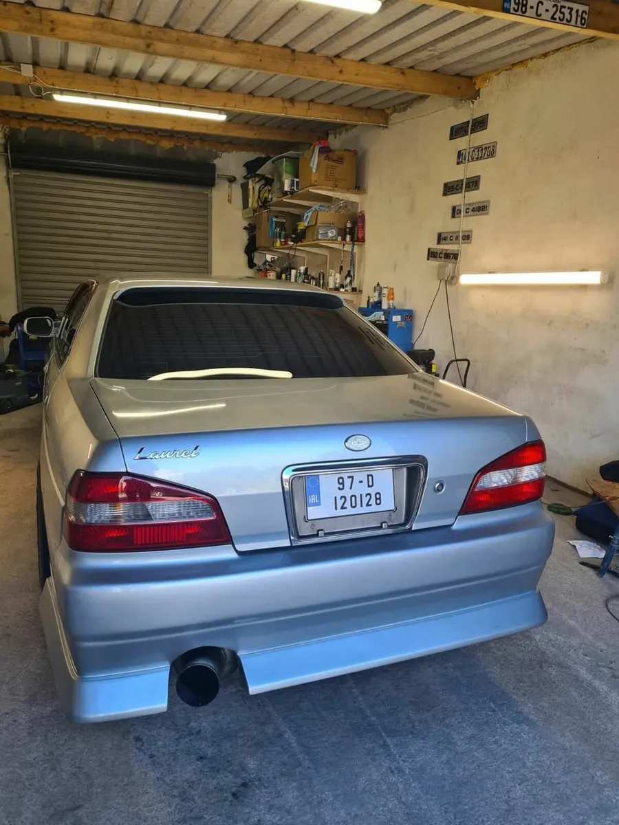 Nissan Laurel C35 - Image 4