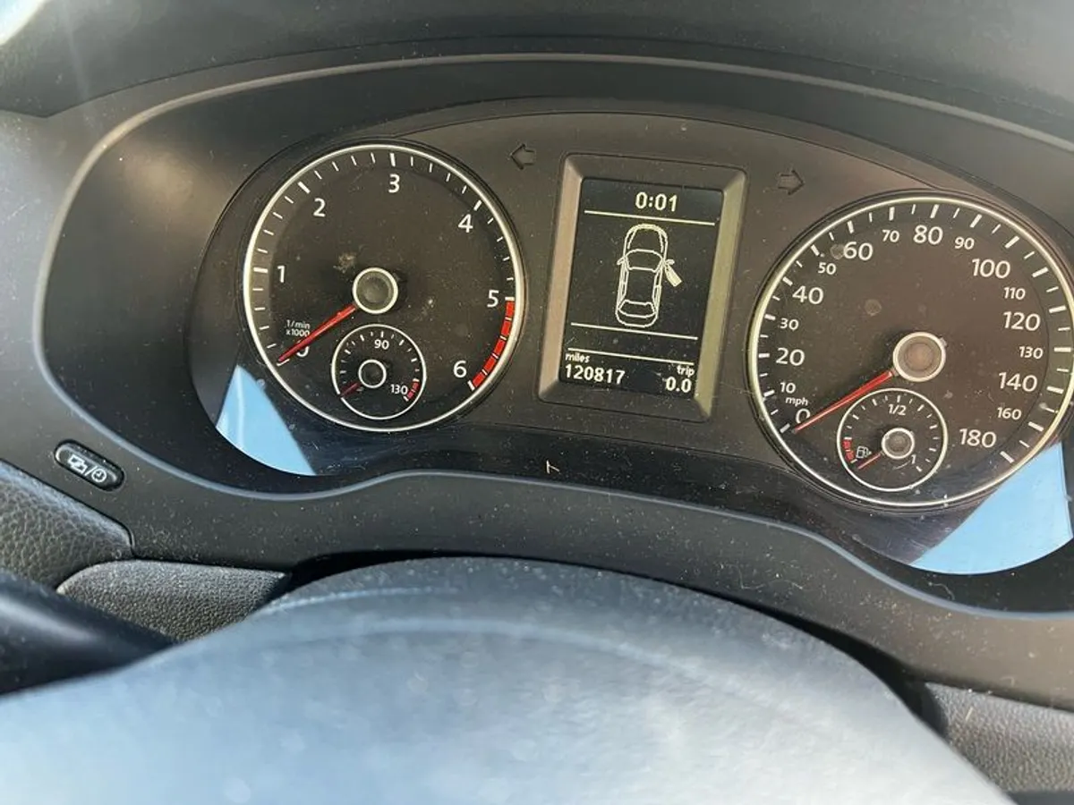 (injector Gone) 1.6tdi 2012 Volkswagen Jetta - Image 2