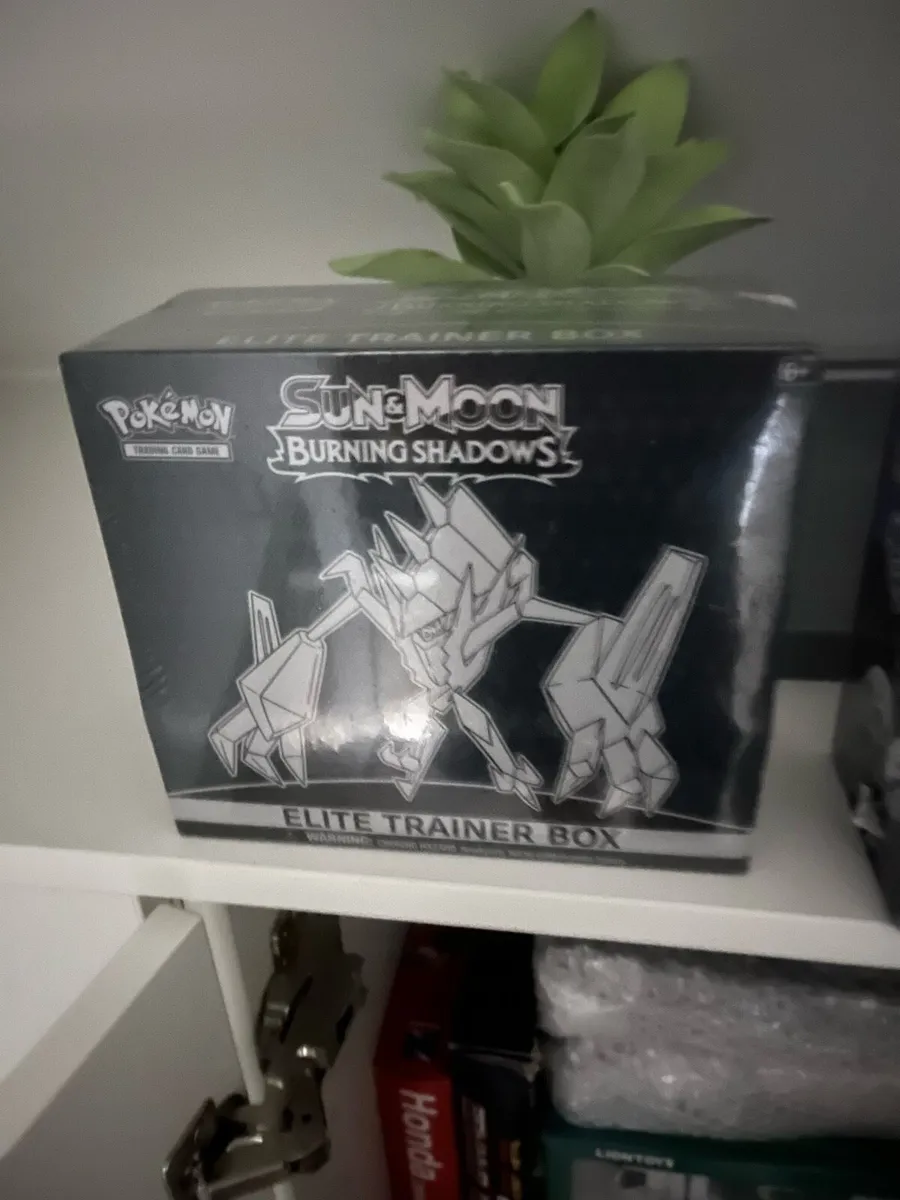 Pokémon elite trainer boxes - Image 1