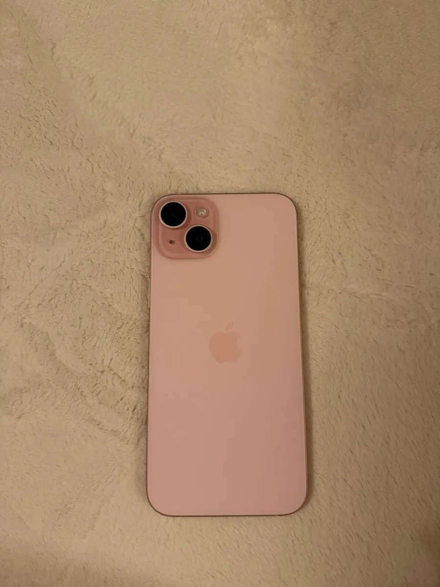 iPhone 15 Plus - Image 1
