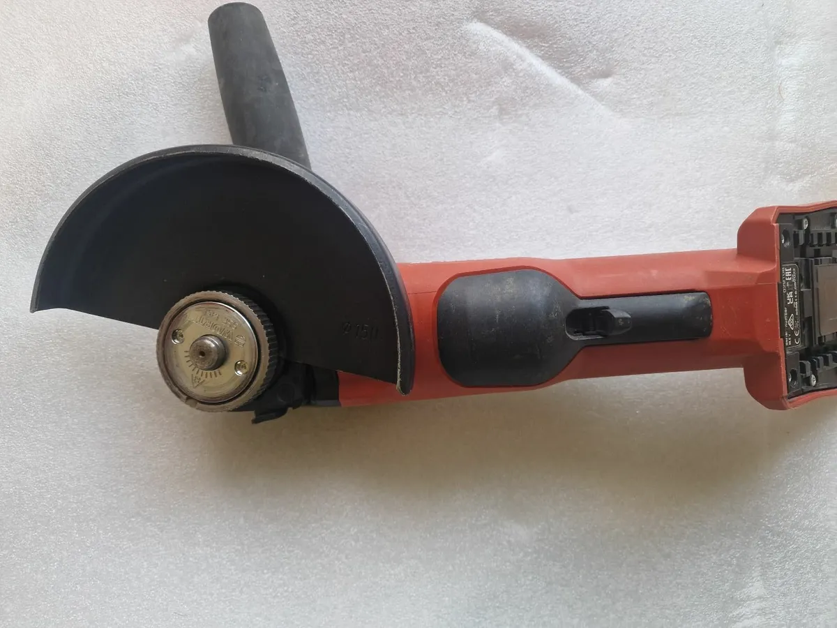 Hilti grinder 36V  150mm - Image 4