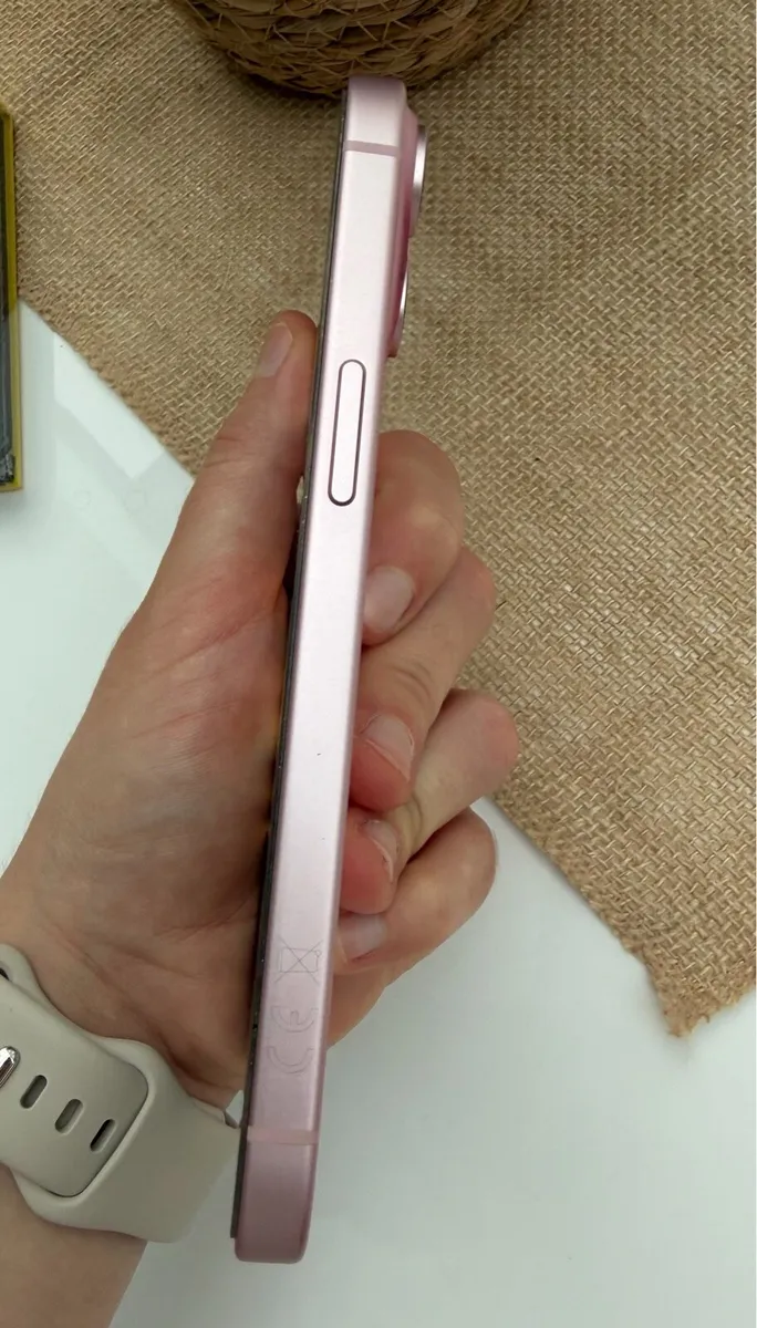 iPhone 15 with warranty - Image 4