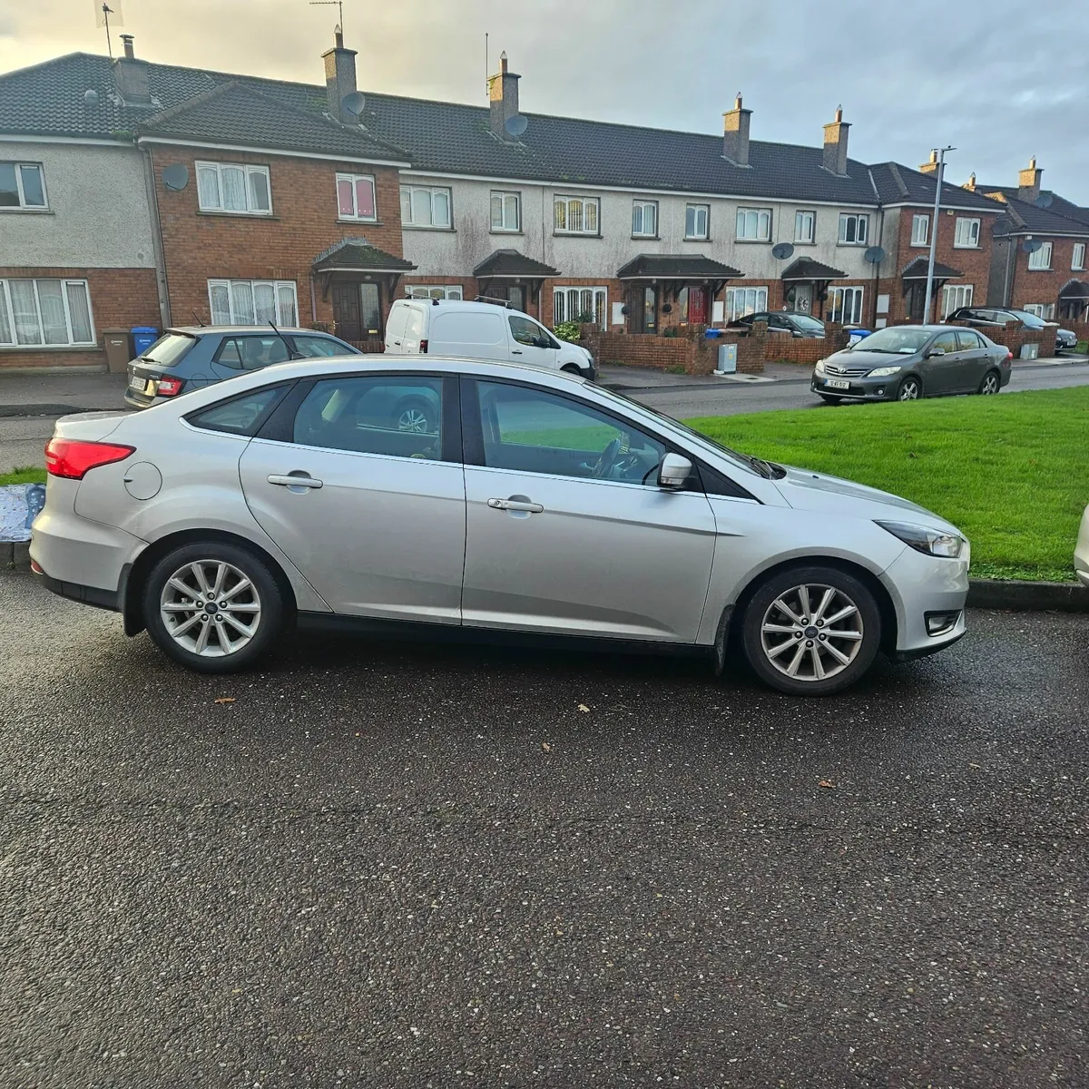 Ford Focus 2018 - Image 2