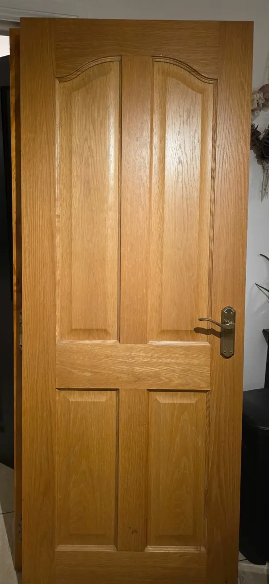 6 x internal solid oak doors - Image 1