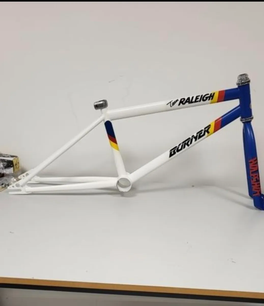 Raleigh burner team aero pro - Image 1