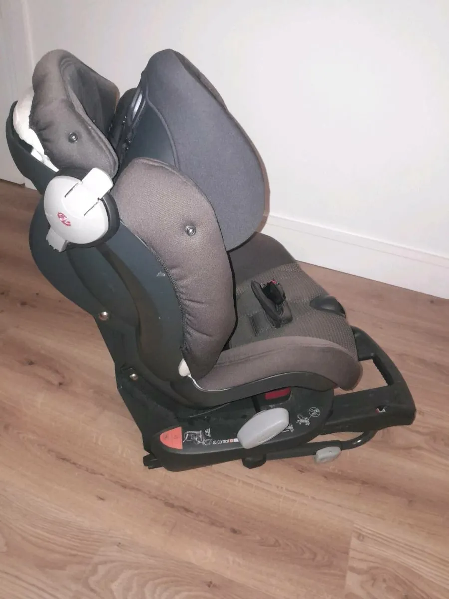 Car Seat - Image 2
