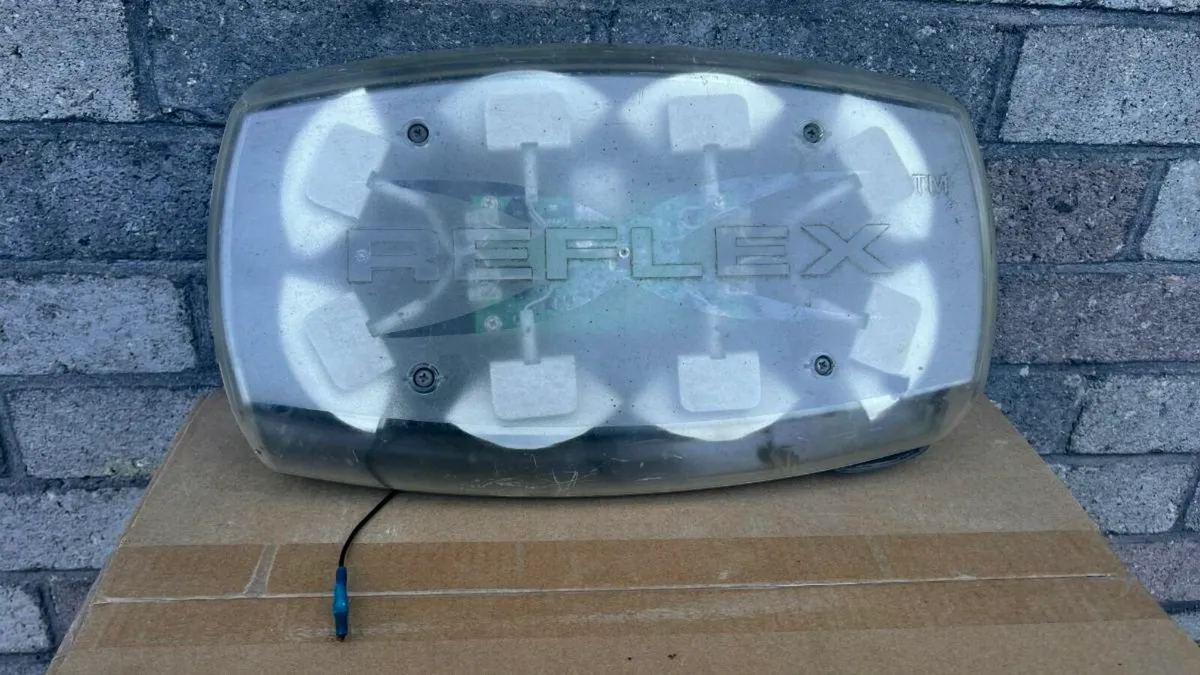 ECCO 5565 Series R65 LED Minibar – 1 Bolt, Clear - Image 2