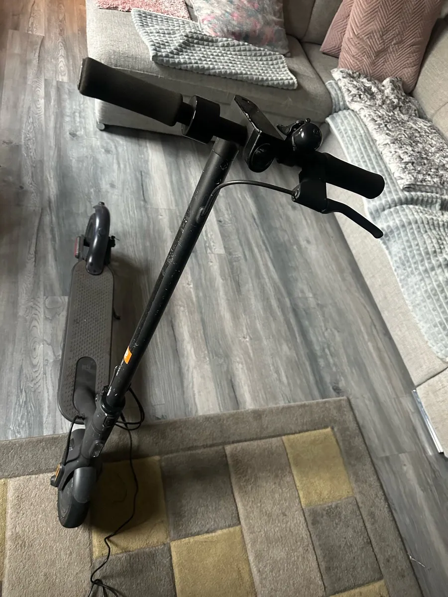 Electric scooter - Image 3