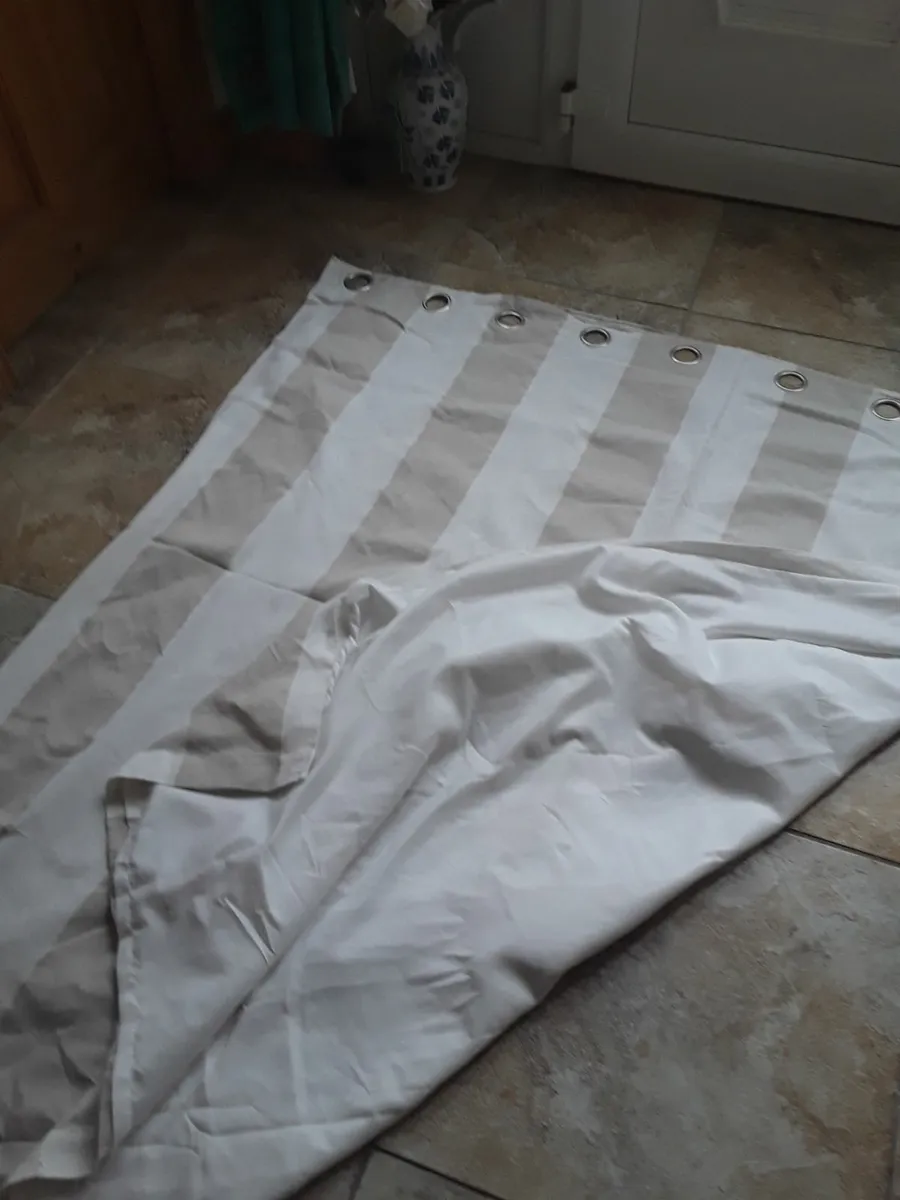 Lovely tanned and beige coloured drapes as new - Image 1