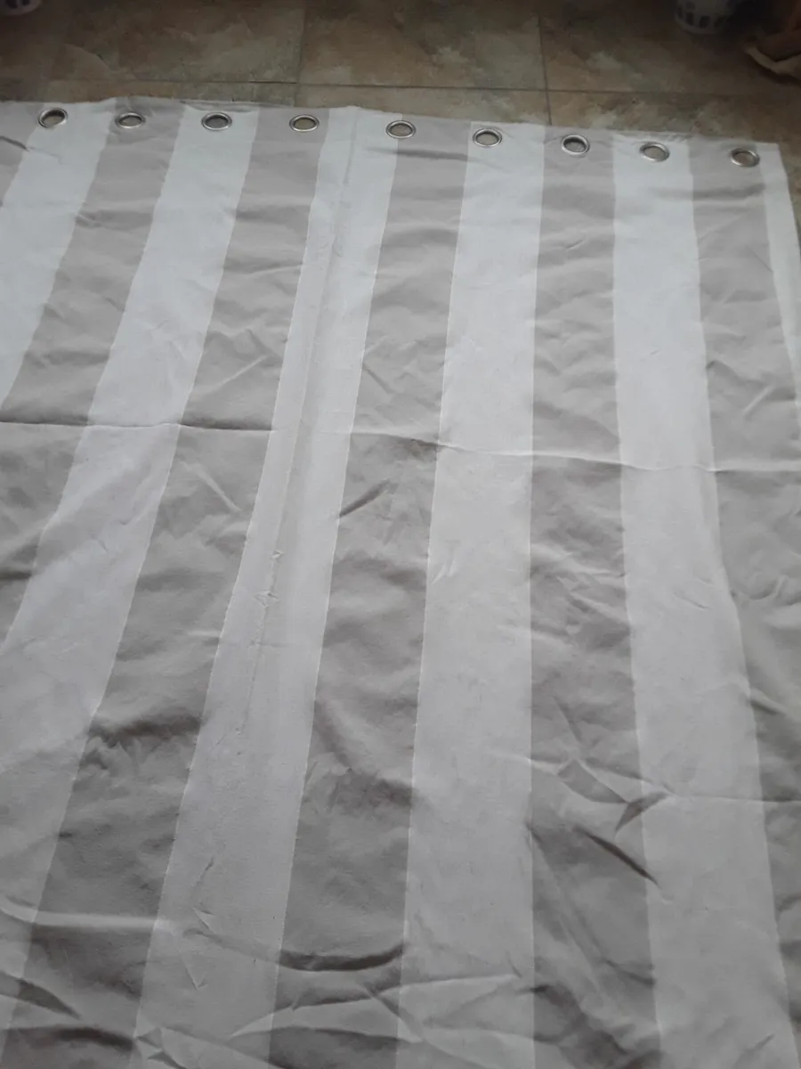 Lovely tanned and beige coloured drapes as new - Image 2