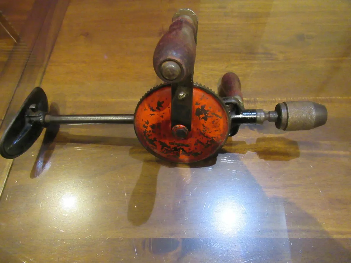 antique vintage hand drill TOOLS cottage pub cave - Image 4
