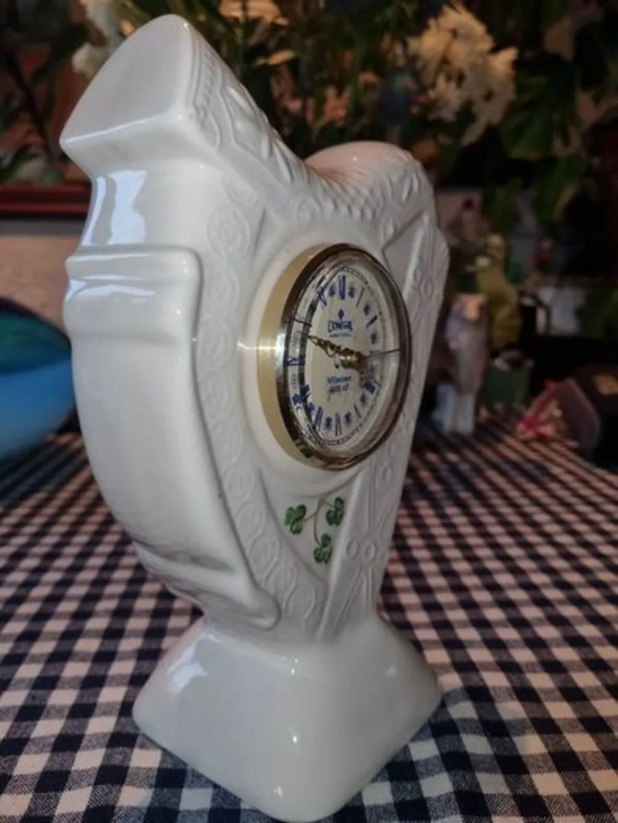 Donegal Parian China Millenium Harp Clock - Image 2