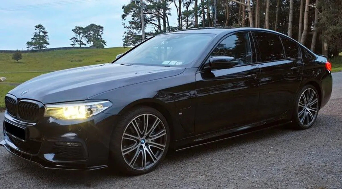 2019 BMW 5 Series - Image 1