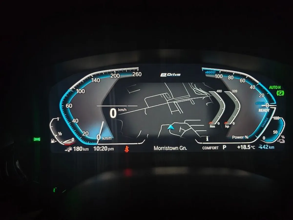 2019 BMW 5 Series - Image 4