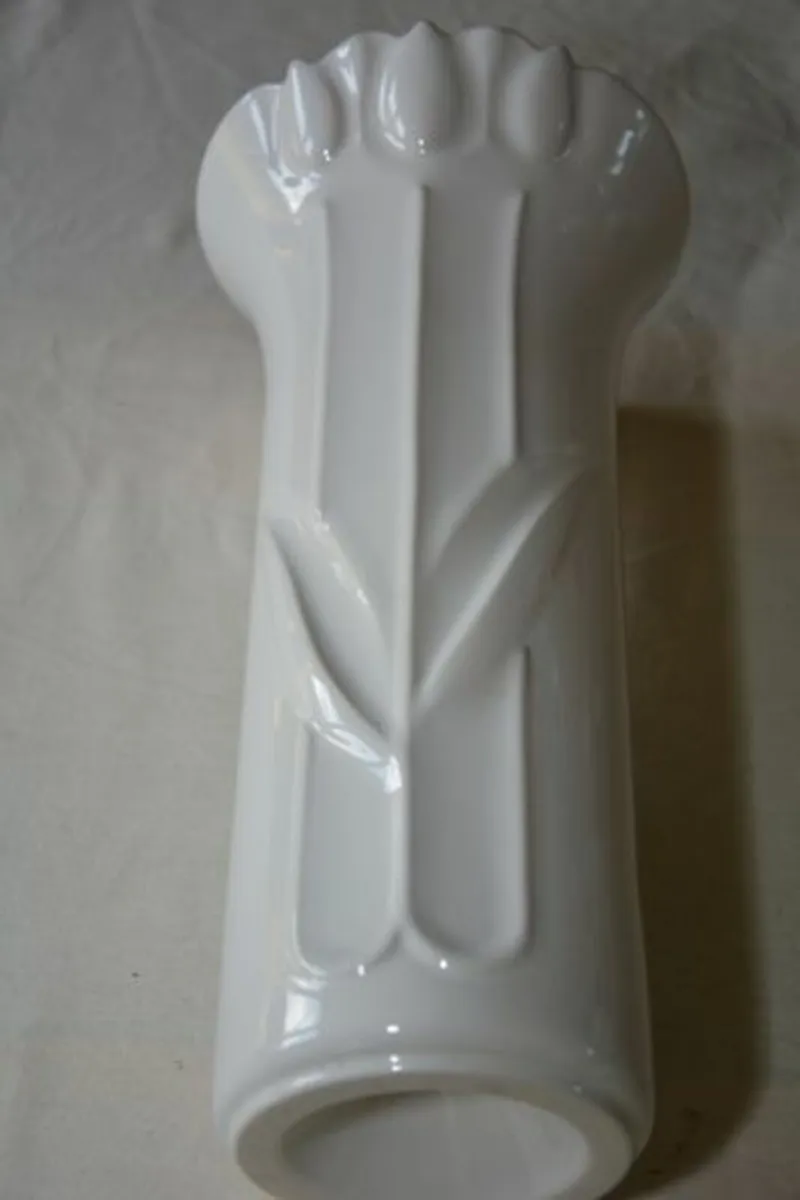 Vintage large vase - Park Rose Bridlington - Image 3