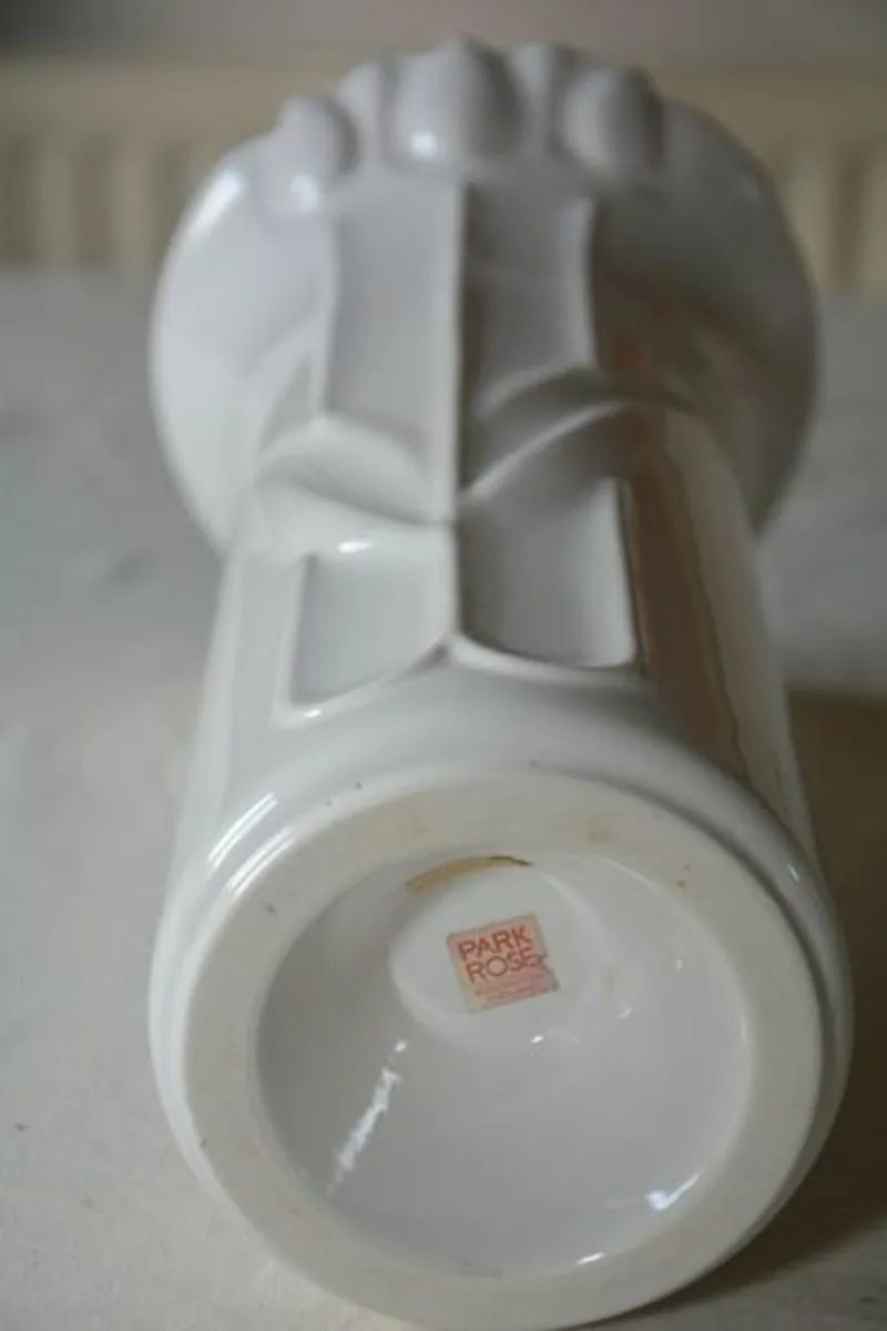 Vintage large vase - Park Rose Bridlington - Image 4
