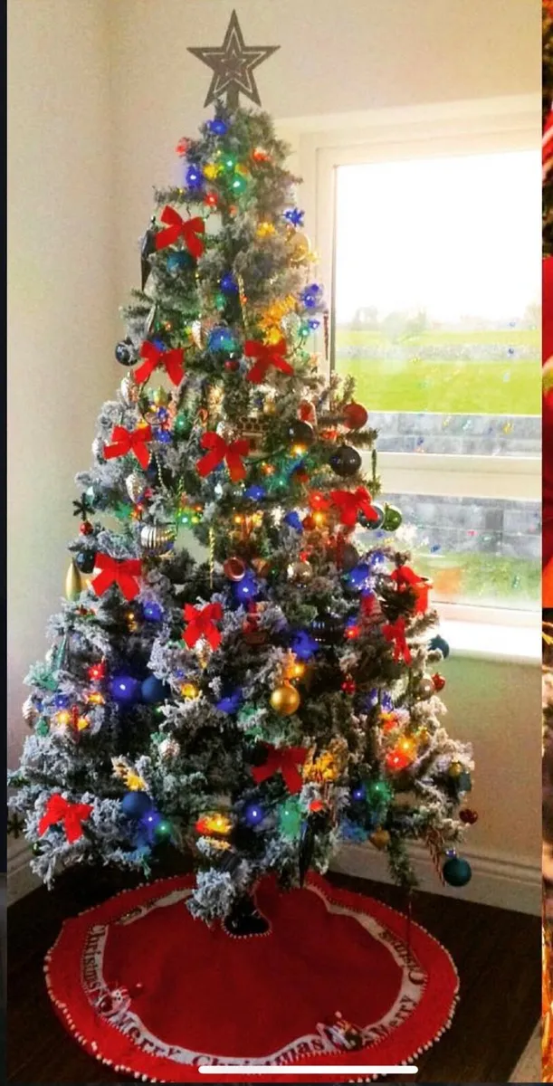 Christmas tree - Image 3