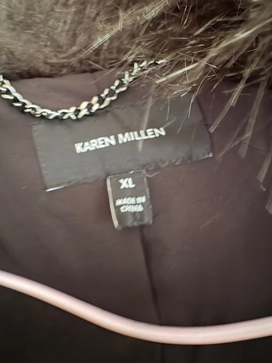 Ladies faux fur coat - Image 2