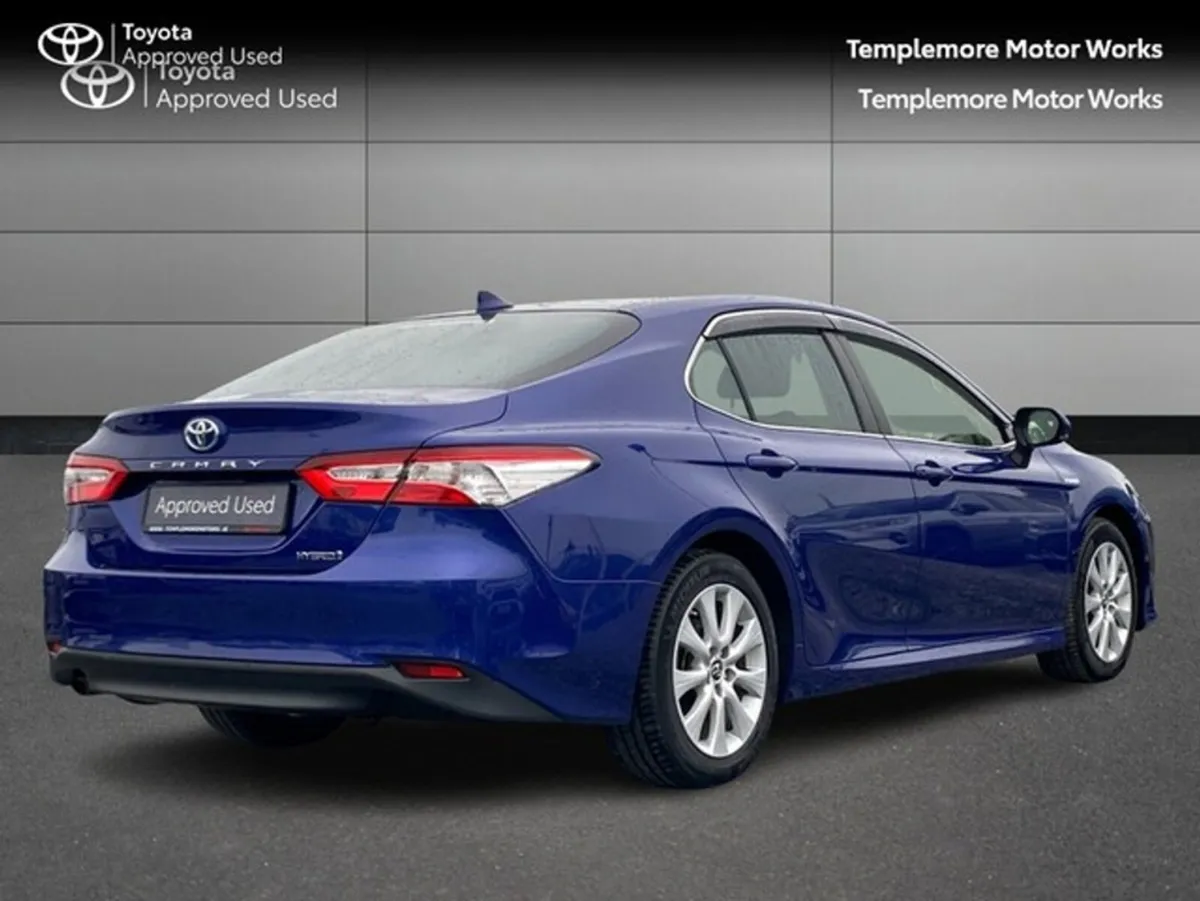 Toyota Camry CAMRY HYBRID SOL - Image 2