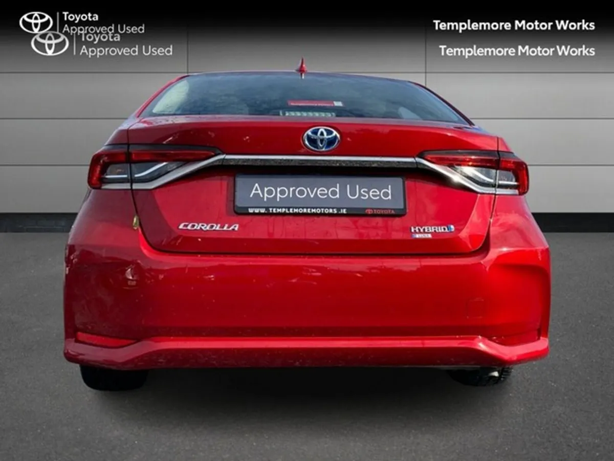 Toyota Corolla HYB LUNA SALOON 4DR AUTO HYBRID - Image 4