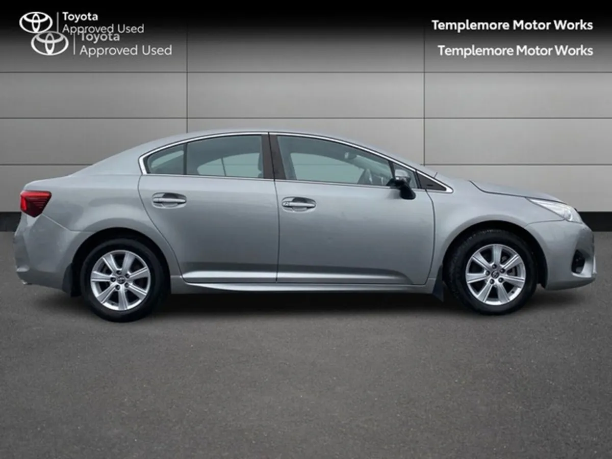 Toyota Avensis AVENSIS 1.6D AURA SAL - Image 3