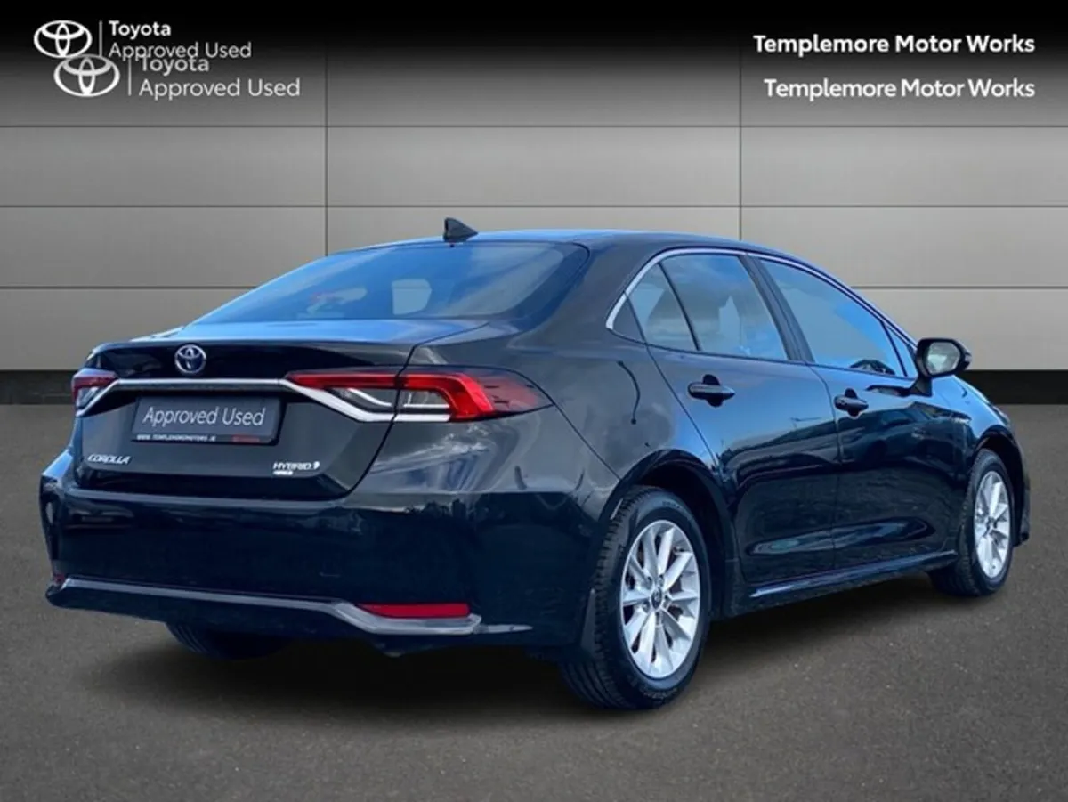 Toyota Corolla HYB LUNA SALOON 4DR AUTO - Image 2