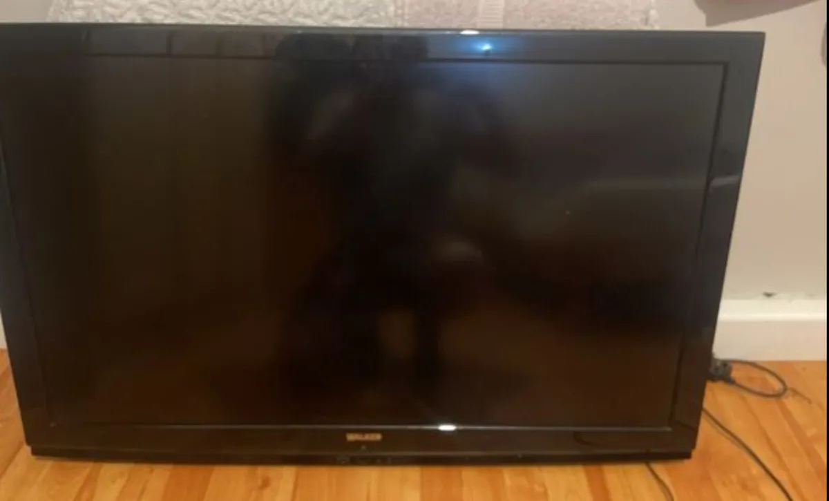 Walker 42” Tv
