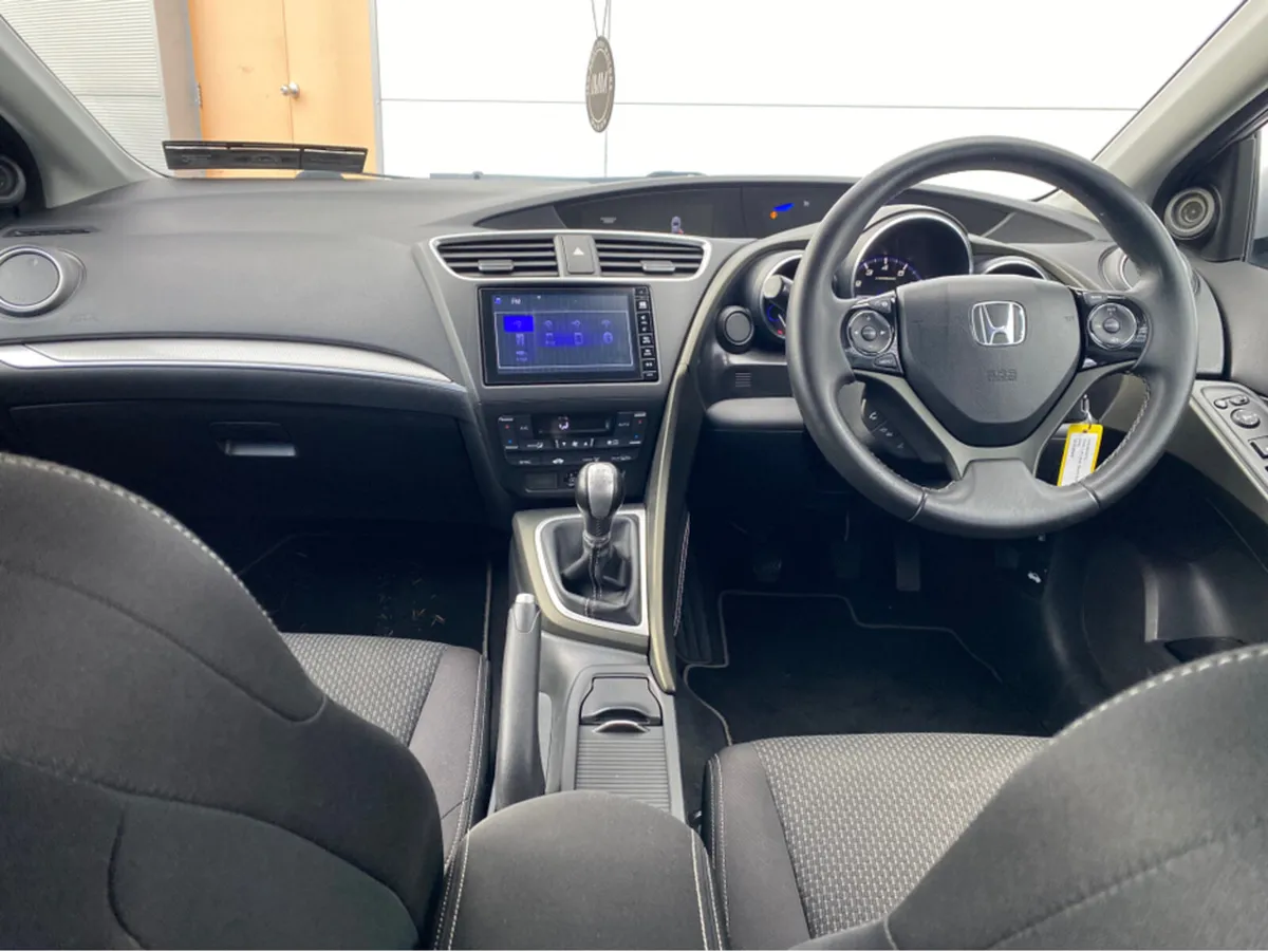 Honda Civic 1.4 IVTEC SPORT 4DR - Image 3