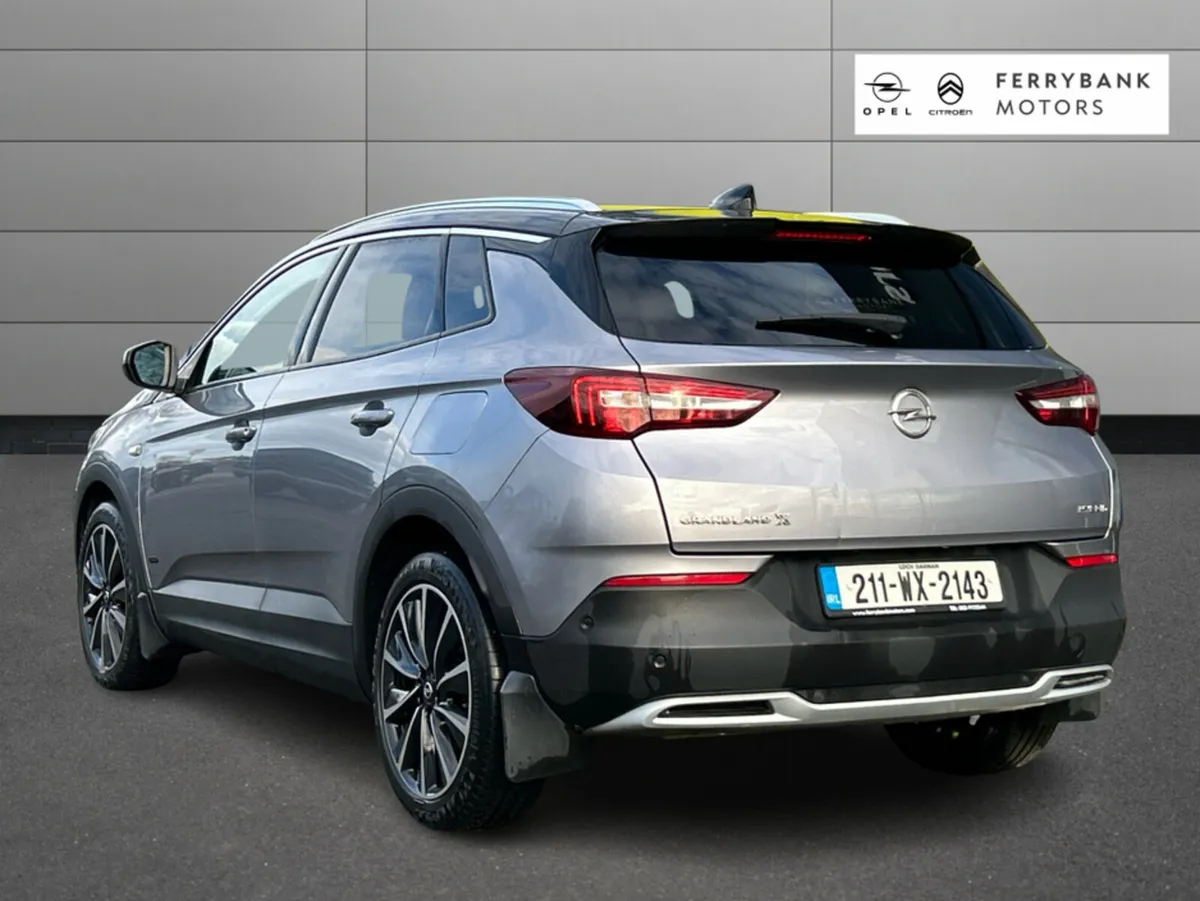 Opel Grandland X 1.6 SRI 225HP-8SP FWD PHEV 4DR - Image 4
