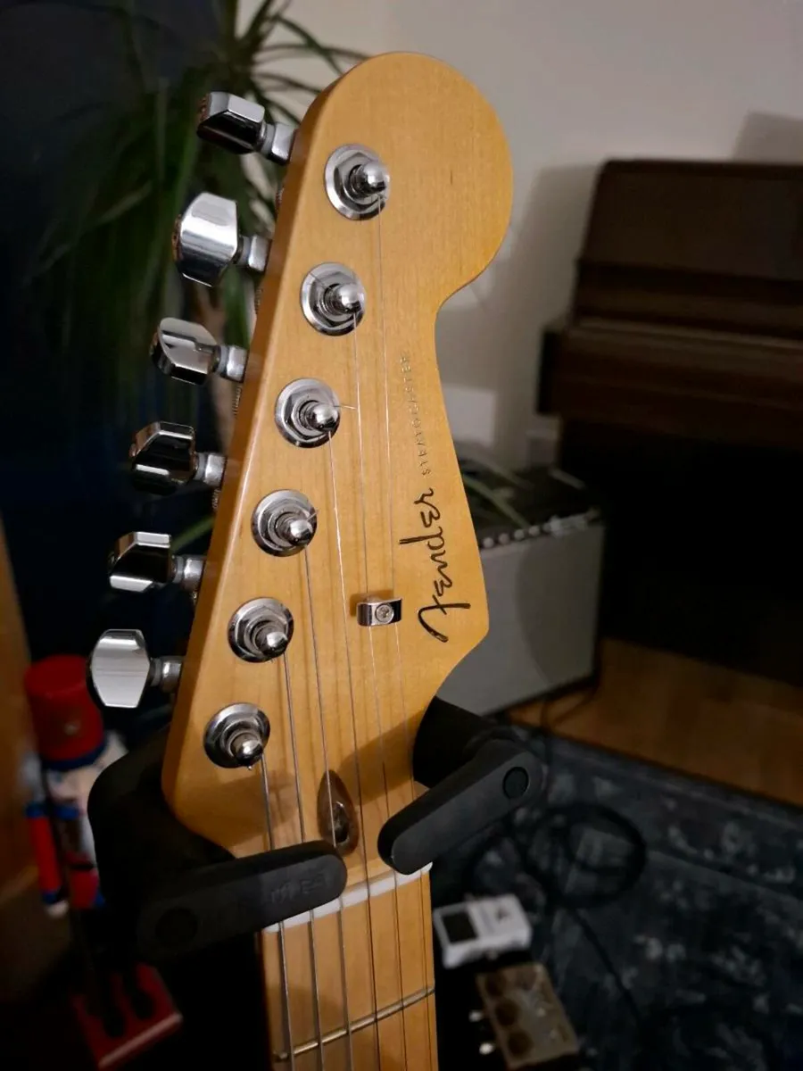 Fender Stratocaster ULTRA USA - Image 3