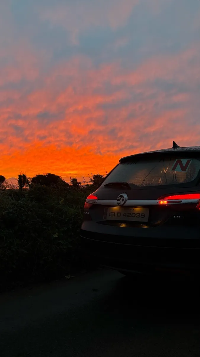 2015 Vauxhaul Insignia 2.0 Diesel Estate - Image 3