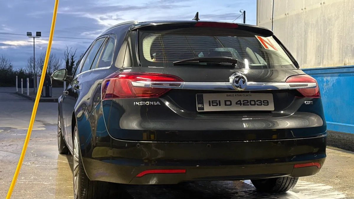 2015 Vauxhaul Insignia 2.0 Diesel Estate - Image 4
