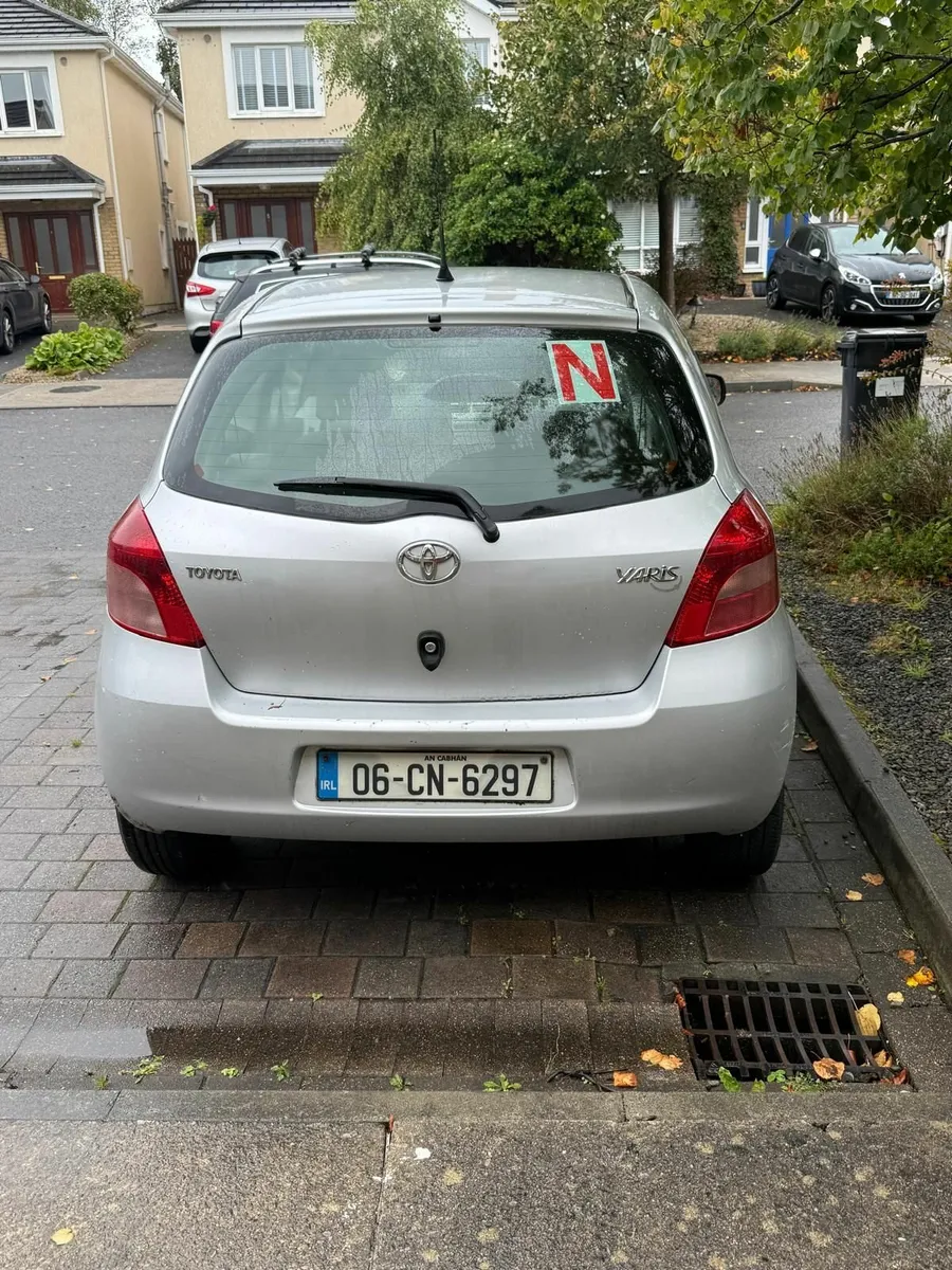 Toyota Yaris 2006 - Image 3