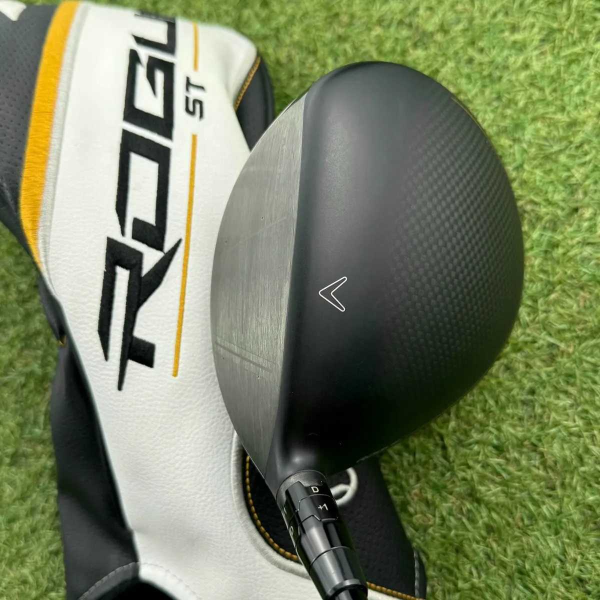 Callaway Rogue ST Max LS Tour Issue Driver / 10.5° - Image 4