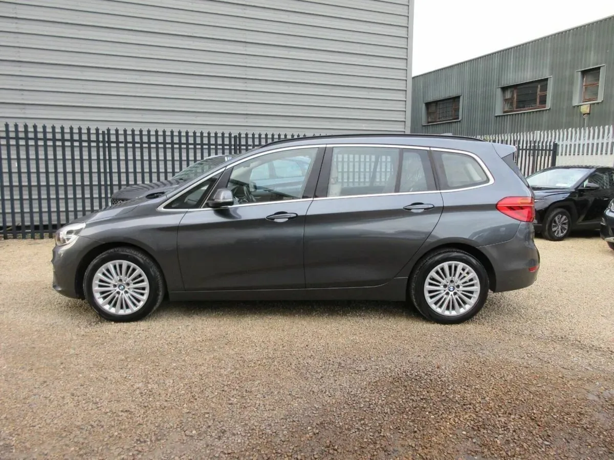 BMW 2-Series 2017- 7 seater very rare find. - Image 3