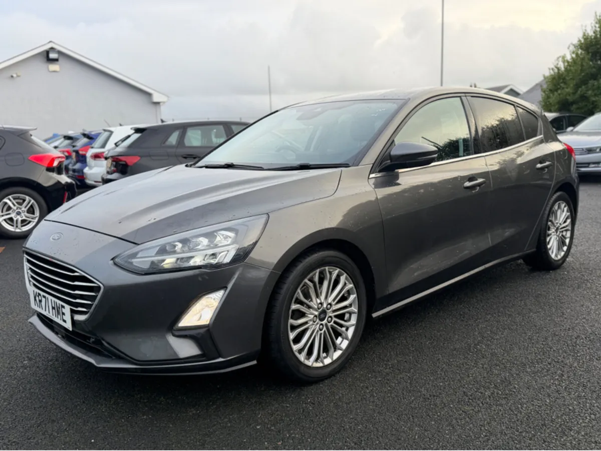 Ford Focus TITANIUM X TDCI - Image 3